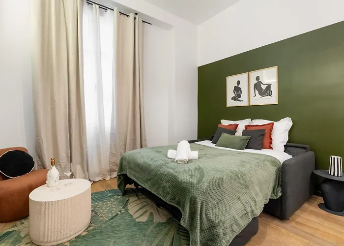 Charming Parisian Apartman